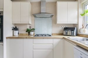 Kitchen- click for photo gallery